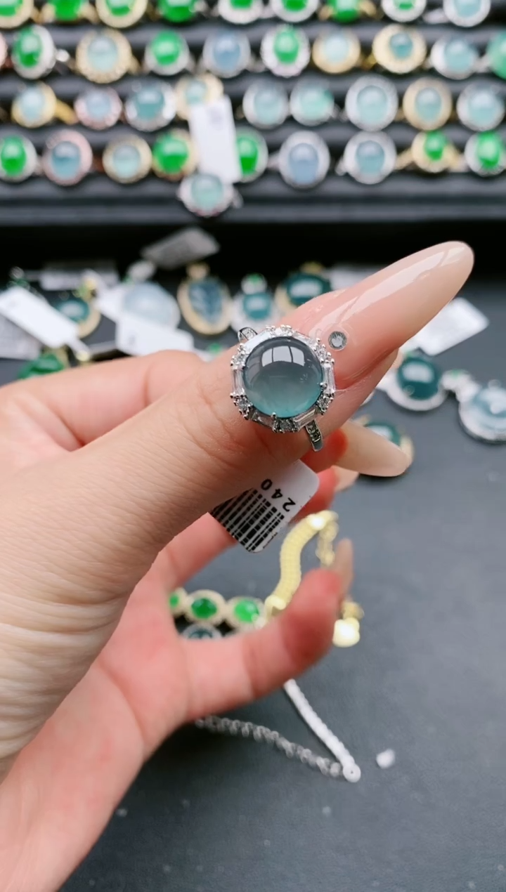 【闪购商品】翡翠戒指银S925镶嵌111111