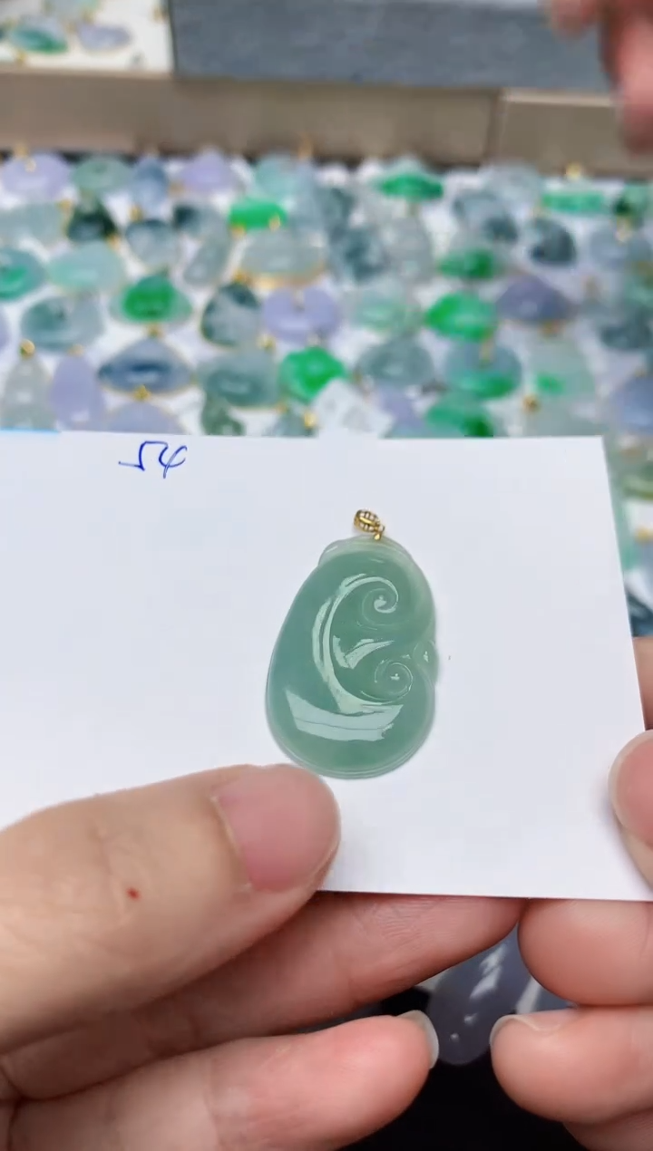 【闪购商品】翡翠颈饰18K金镶嵌天然翡翠A货    