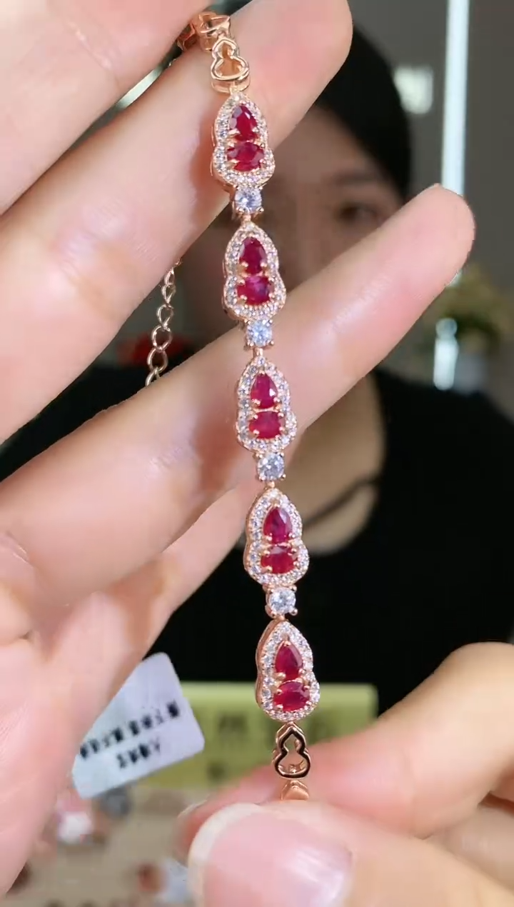 【闪购商品】红宝石手链银S925镶嵌手链