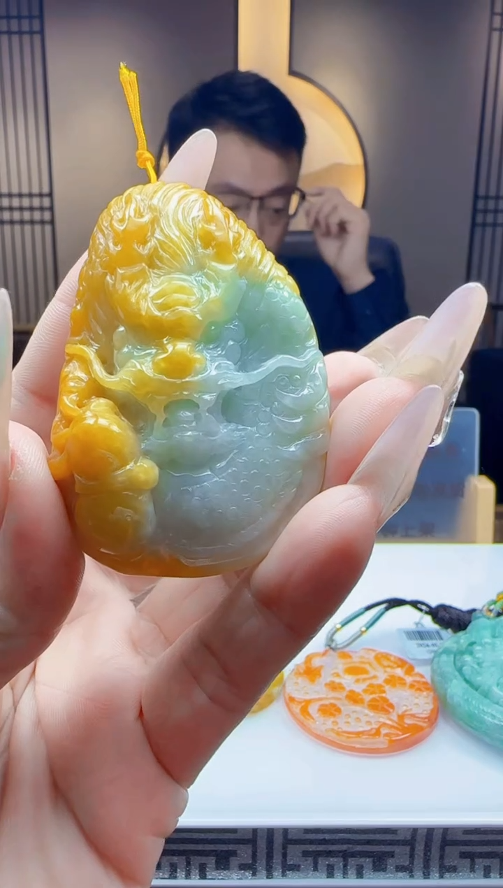 未镶嵌定制翡翠Q01259翡翠