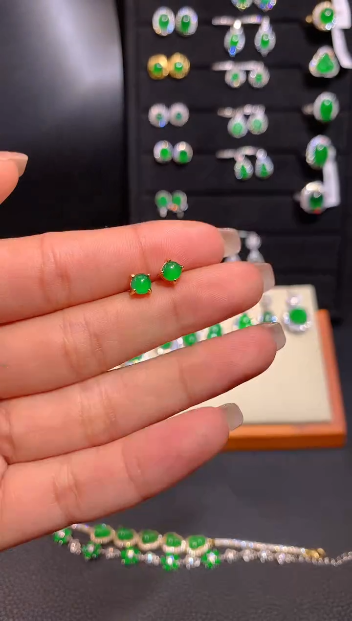 【闪购商品】翡翠耳饰银S925镶嵌多样性