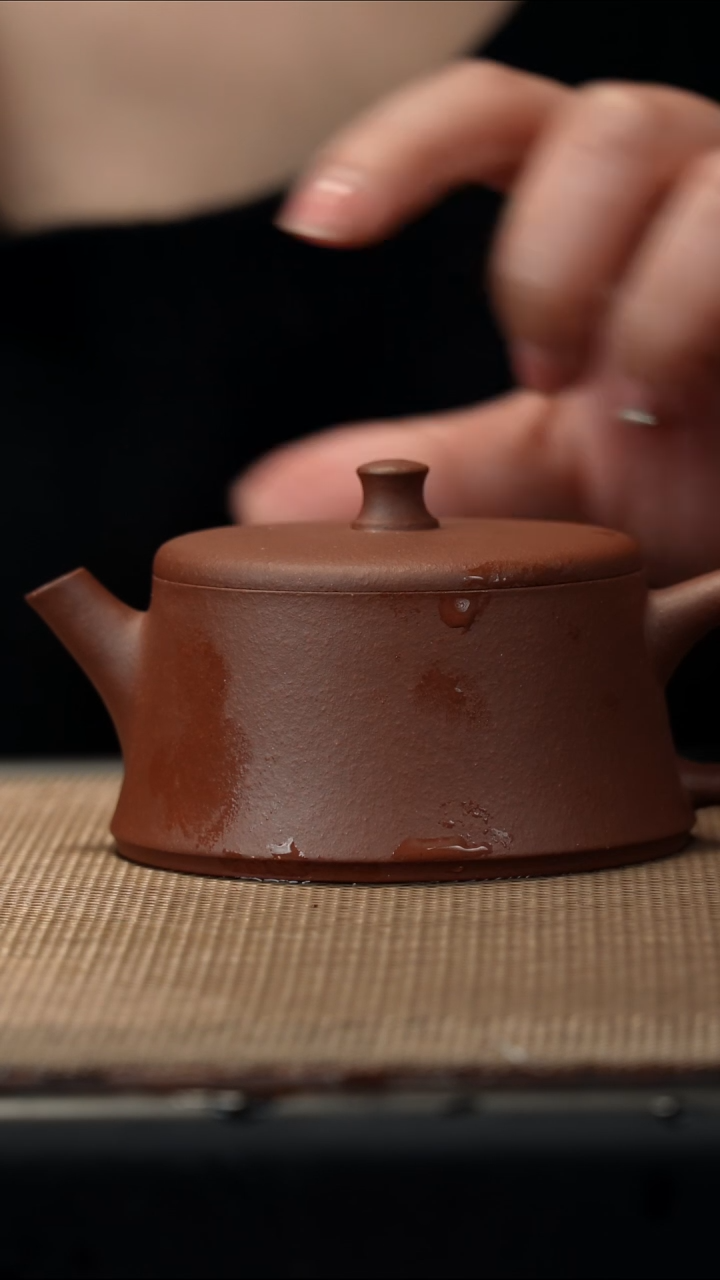 紫砂茶盏紫泥云柱155CC