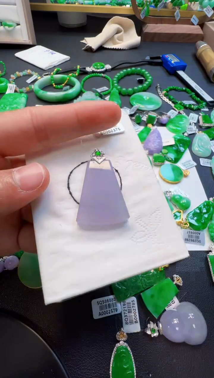 【闪购商品】定制翡翠18K金镶嵌9800元