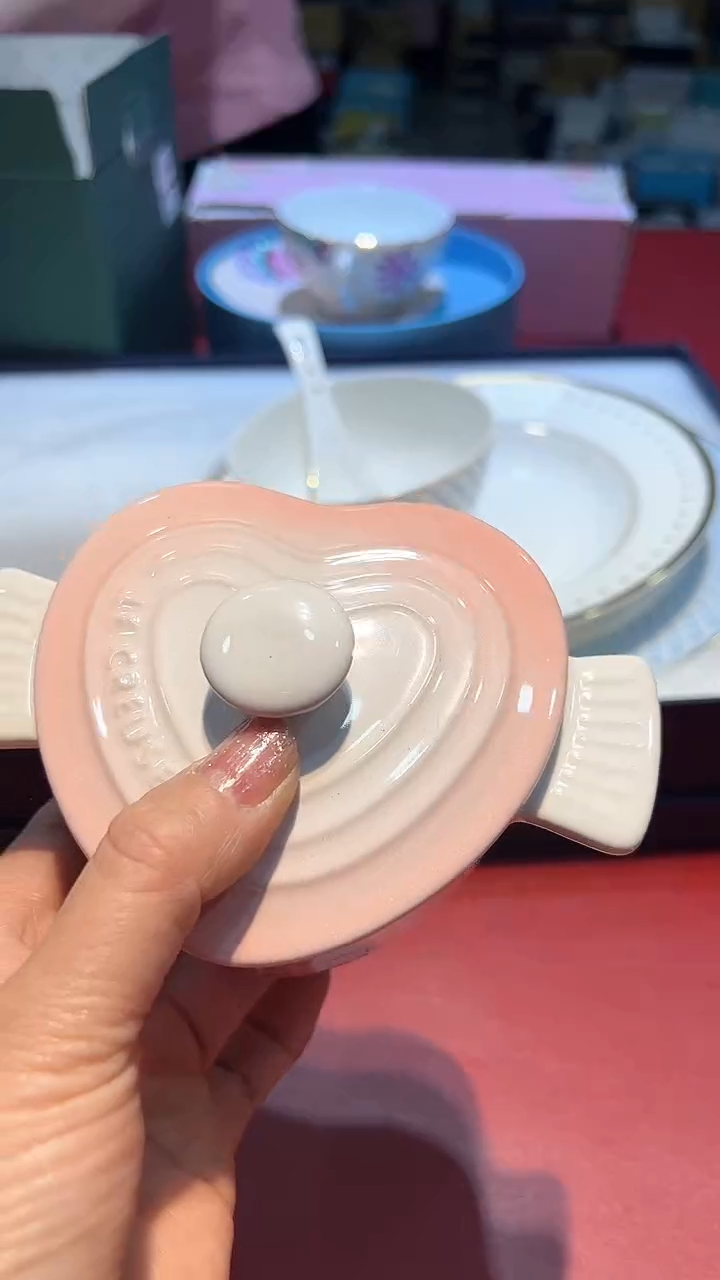 【闪购商品】瓷片锅碗瓢盆一件不剩