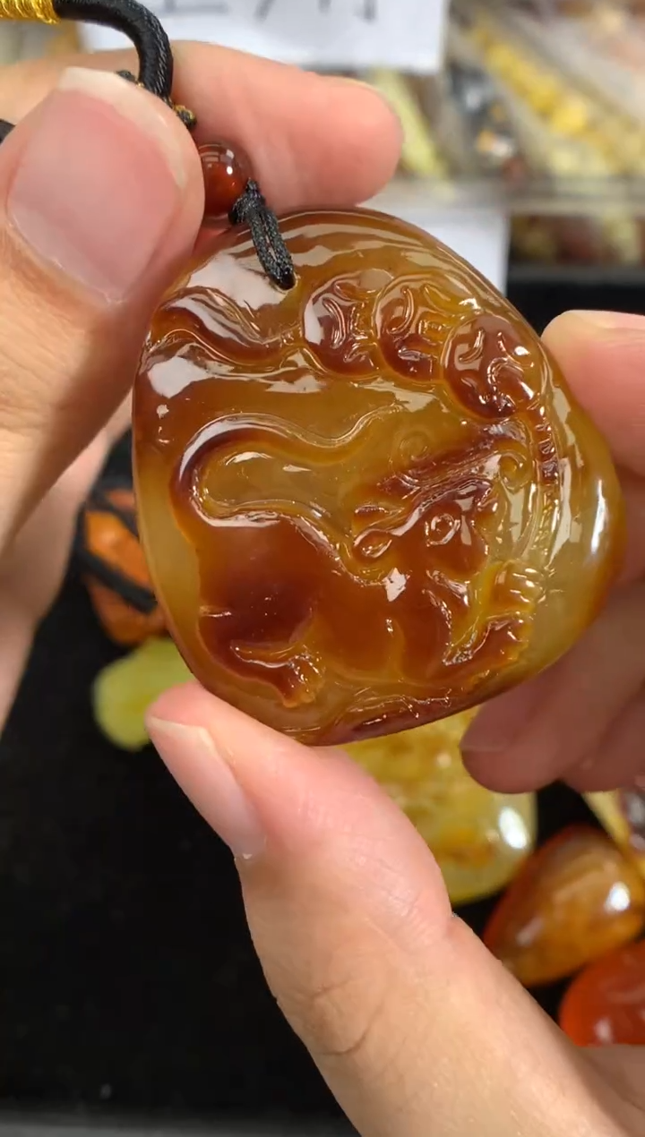 蜜蜡未镶嵌珠宝奇石1