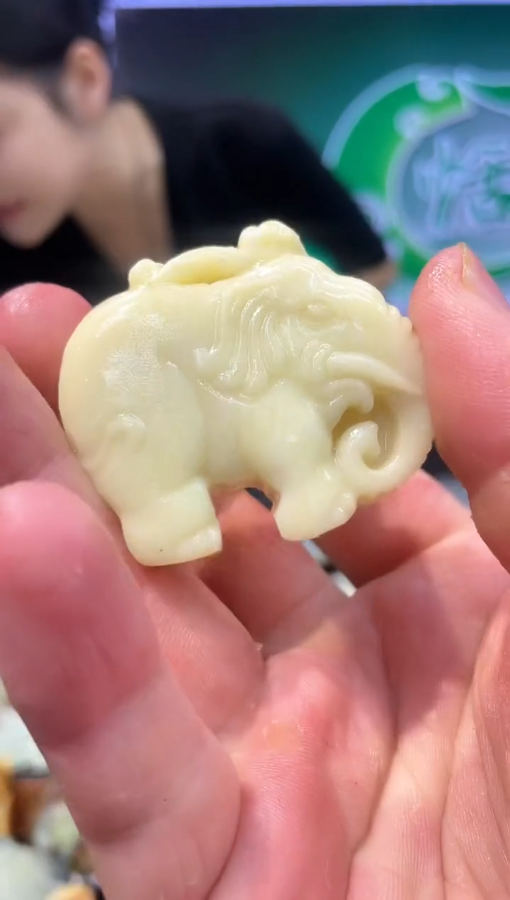 【闪购商品】岫玉吊坠未镶嵌·多样性发货*拍一发一