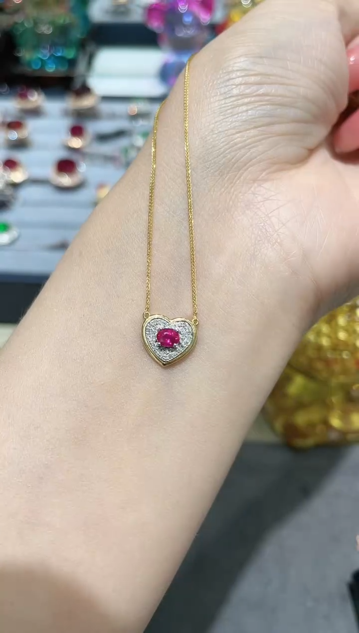 项链18K金镶嵌红宝石...