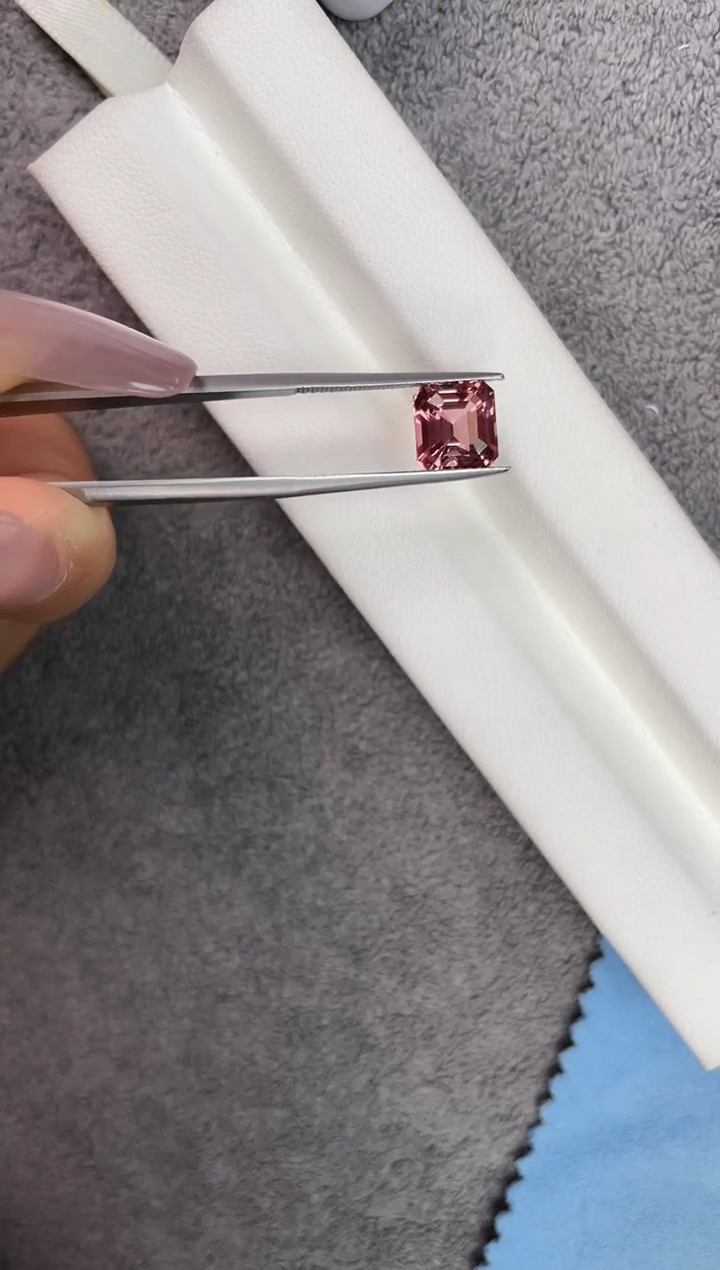 【闪购商品】碧玺裸石未镶嵌2.62克拉