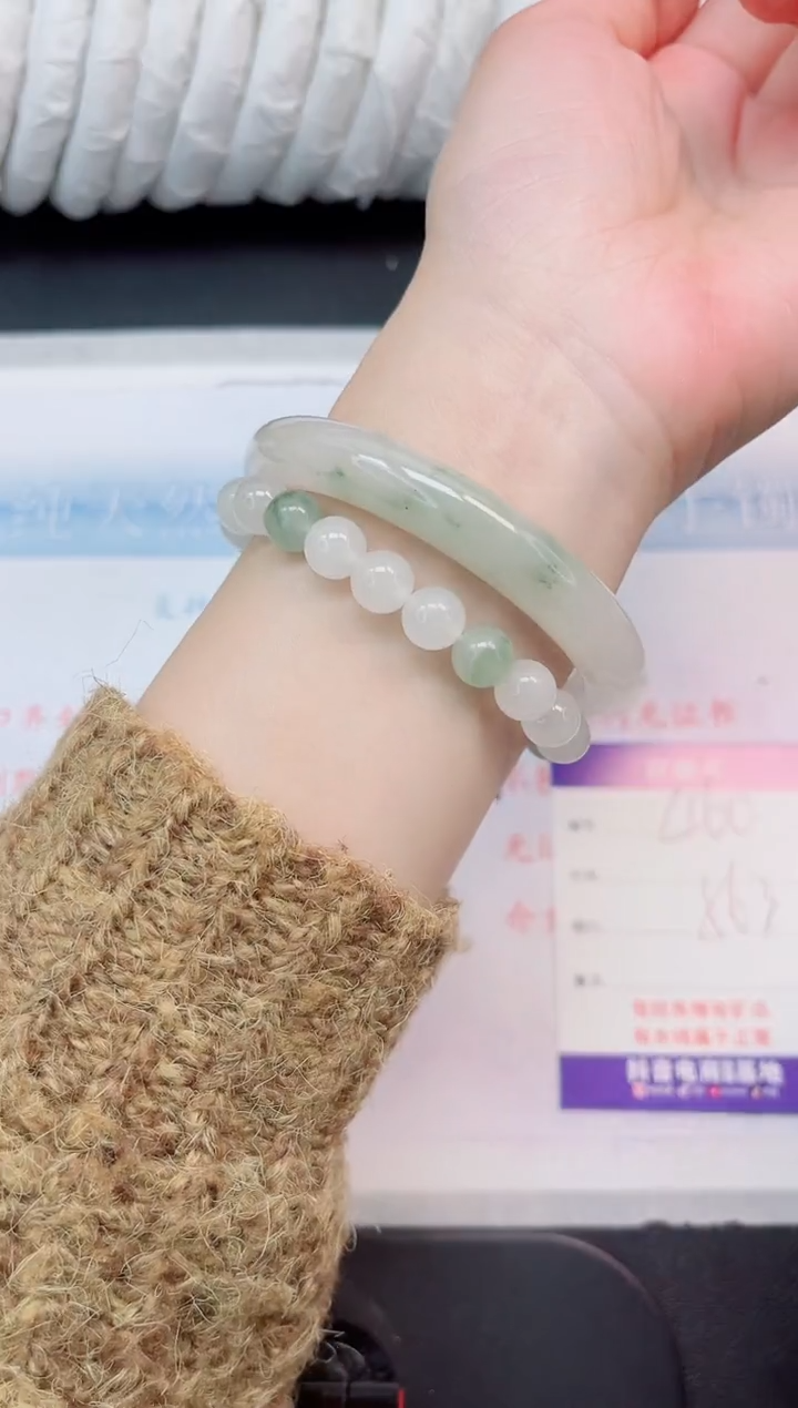 【闪购商品】石英质玉手镯未镶嵌460-56.3