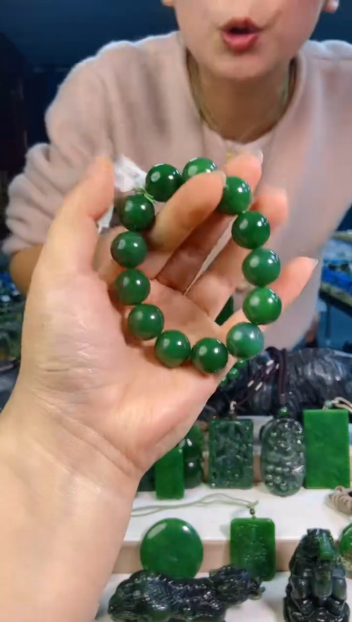 【闪购商品】和田玉未镶嵌挂件1