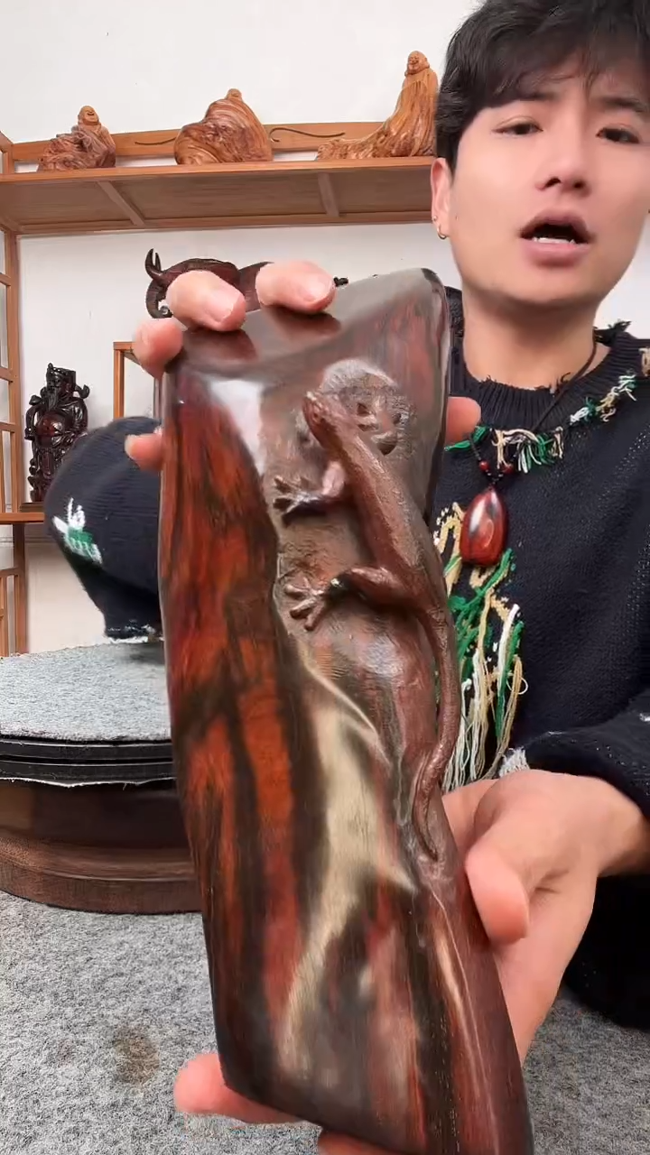 【闪购商品】交趾黄檀（大红酸枝）其他1