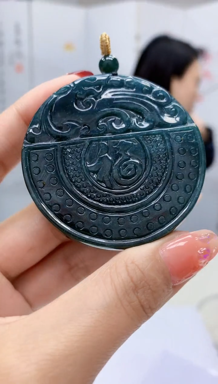 【闪购商品】定制翡翠未镶嵌3123MM-毛货挂件58