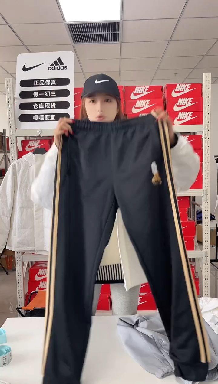 编码301  尺码m 胸围衣长  正品直播间过款
