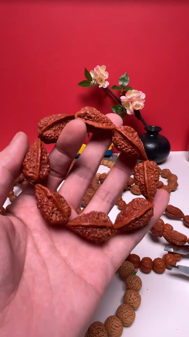 【闪购商品】文玩核桃手串野生小核桃