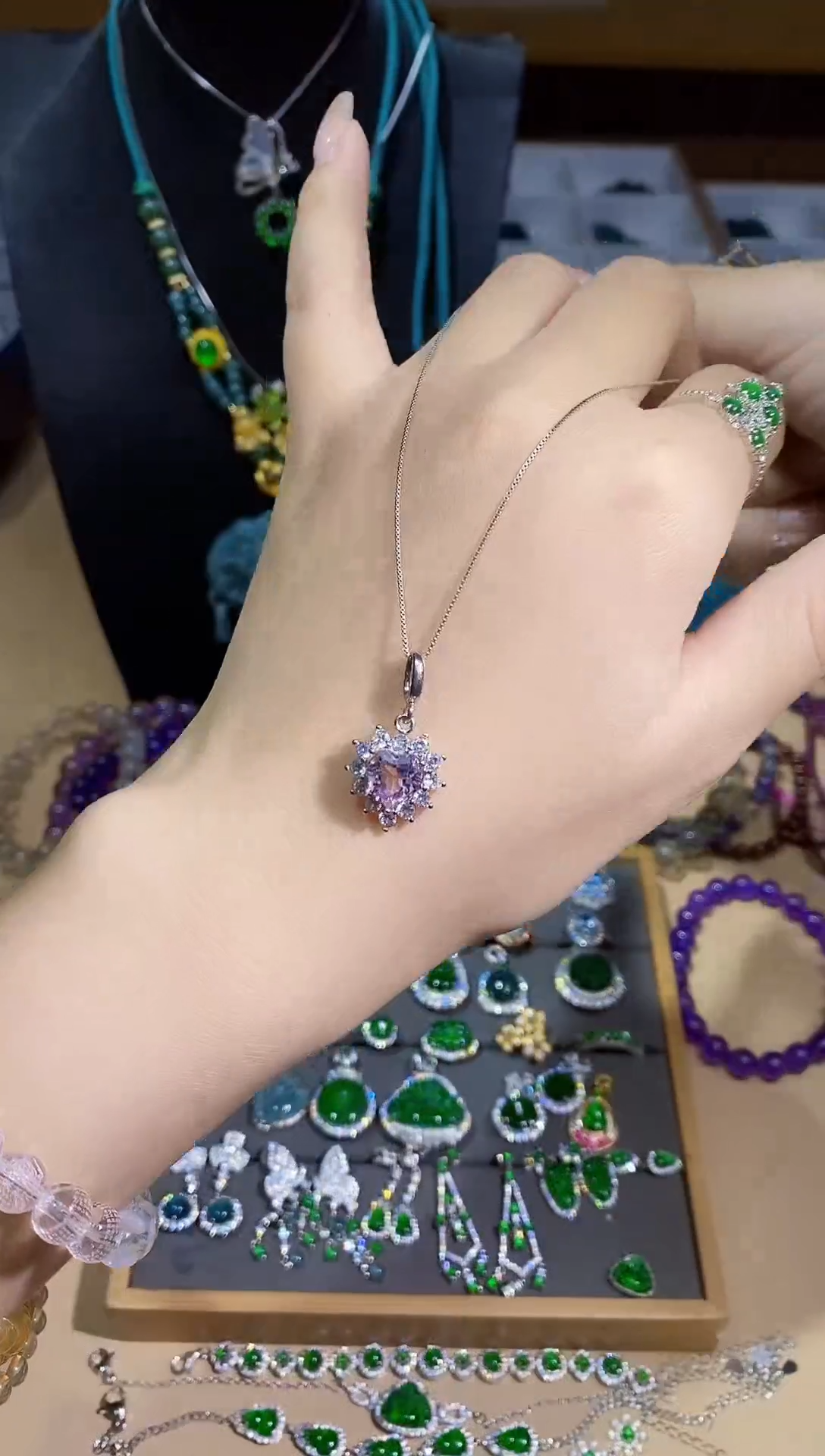 【闪购商品】水晶吊坠(不含链)未镶嵌多样性发其一【20】