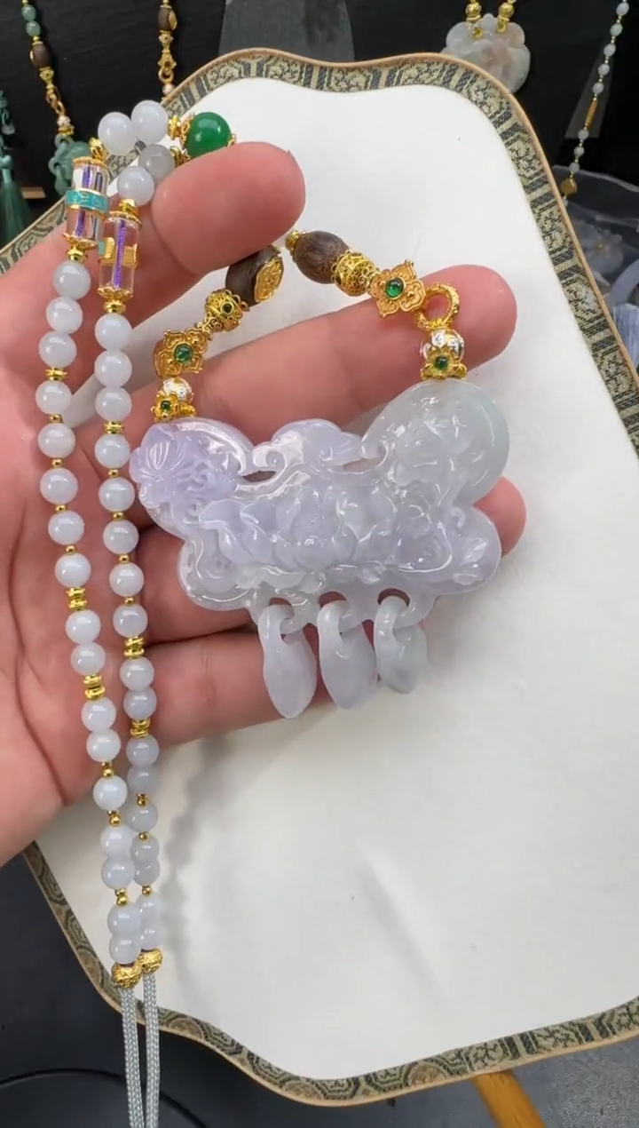 【闪购商品】翡翠颈饰未镶嵌拍照