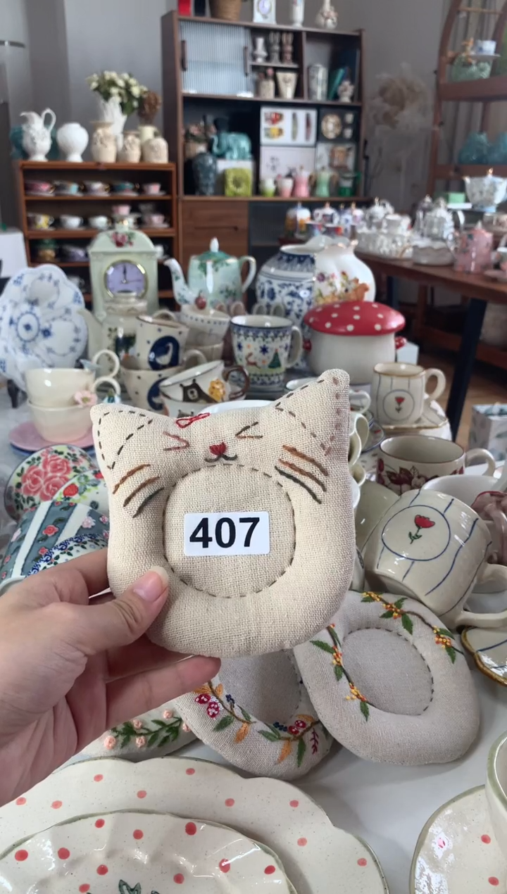 陶瓷【407】猫咪纯手工刺绣杯垫