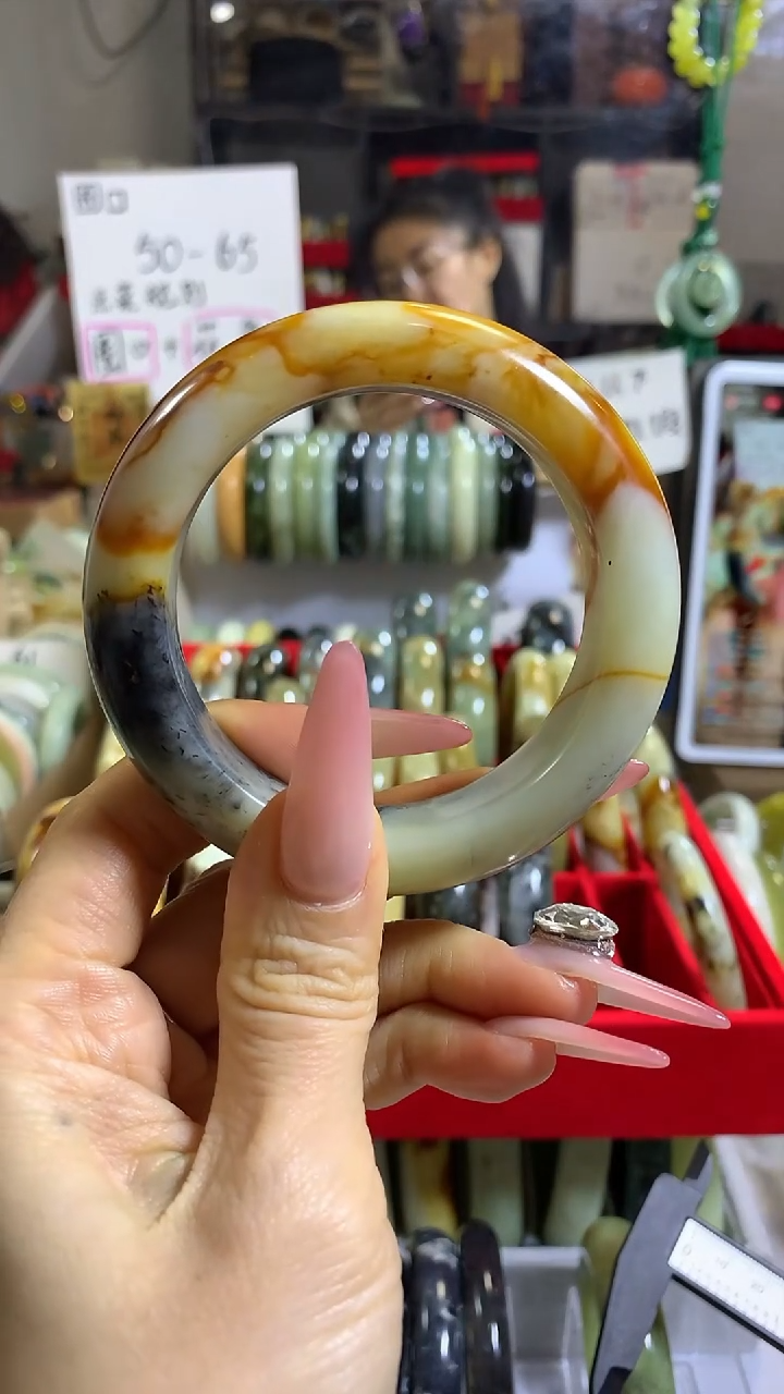 未镶嵌岫玉手镯64 57+