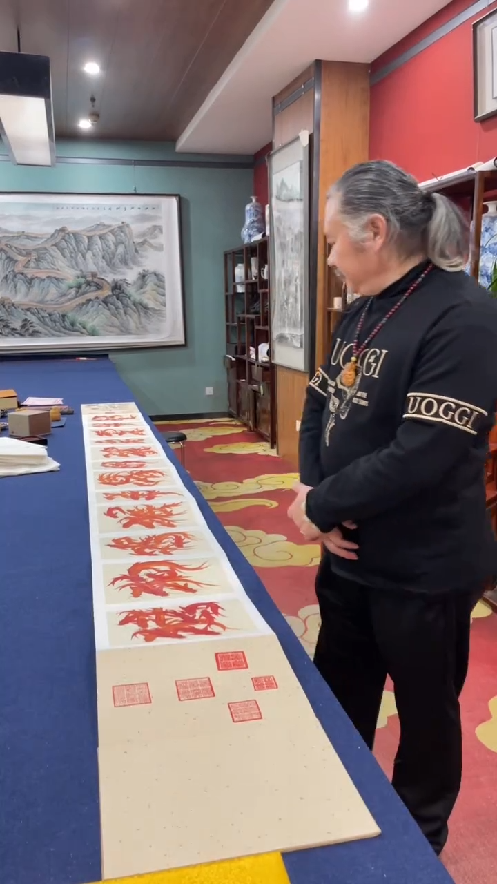 书法张文富十二生肖册页