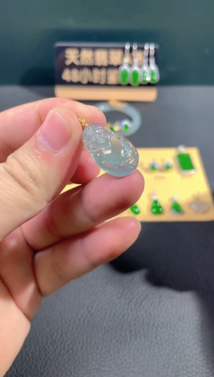 【闪购商品】翡翠颈饰18K金镶嵌翡翠