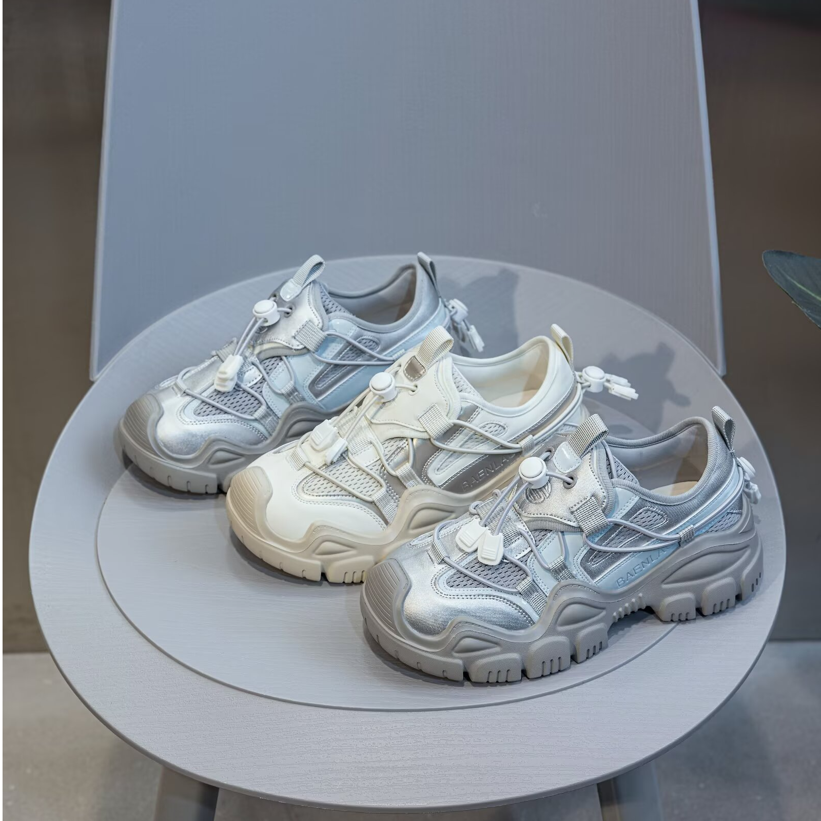 户外登山鞋女2025新款春季丑萌小众设计休闲百搭运动老爹鞋女0199