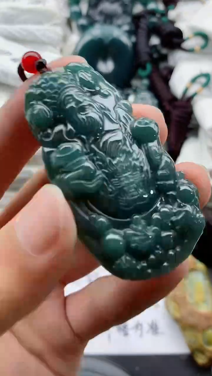 翡翠未镶嵌颈饰88888888888