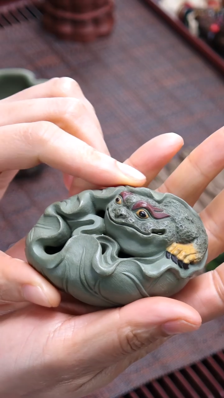 【闪购商品】紫砂茶宠子夜《荷气生财》