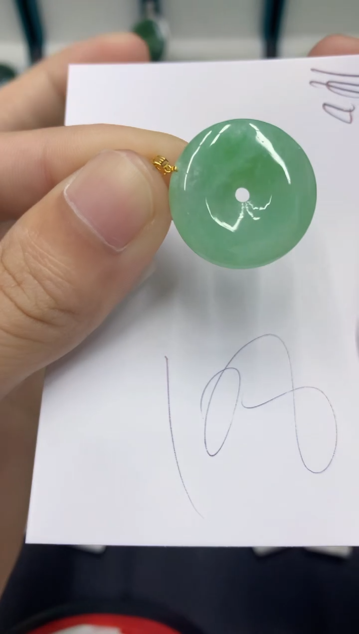 【闪购商品】翡翠颈饰18K金镶嵌翡翠