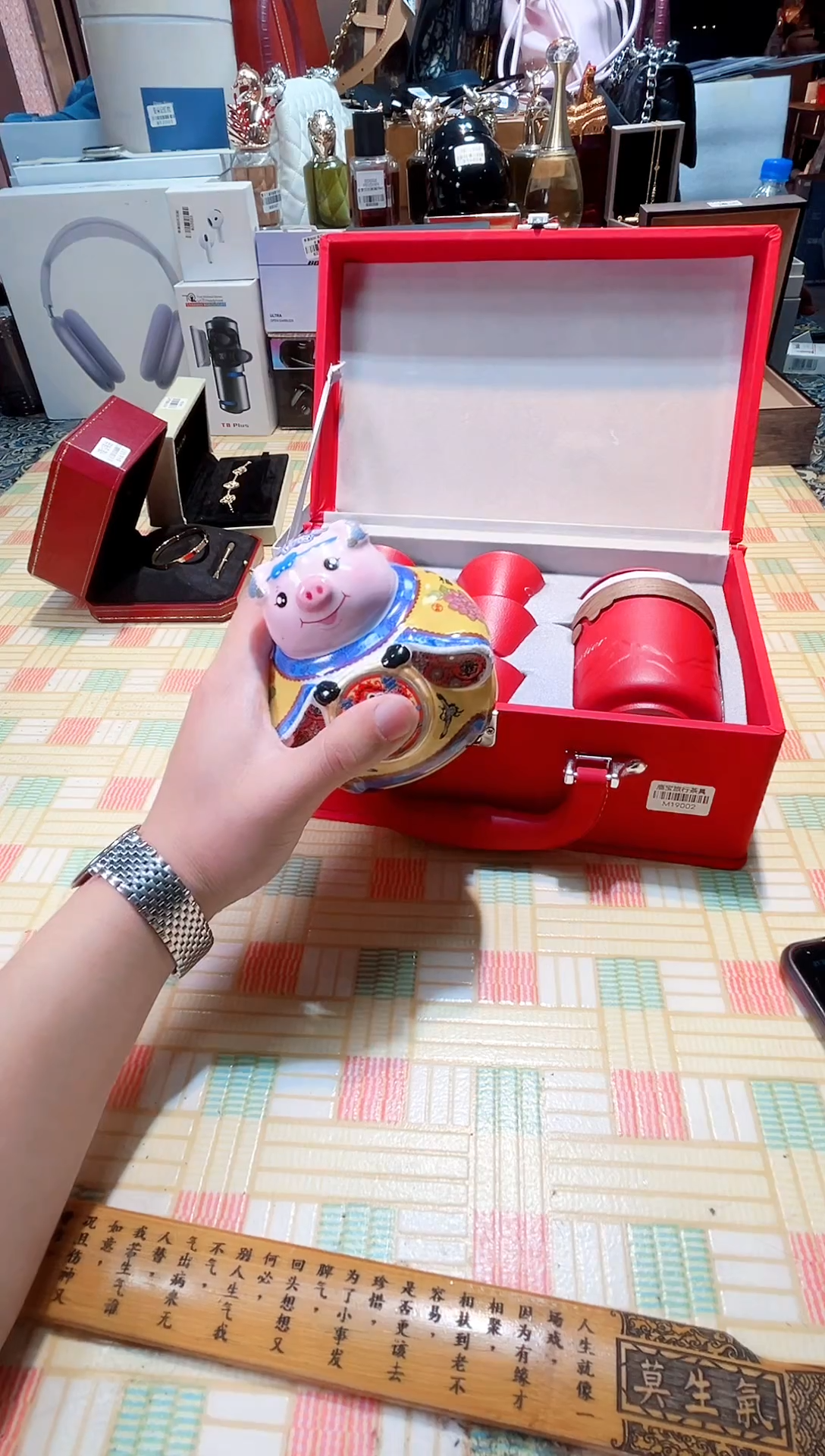 瓷片瓷器 库房到期 全部地板价@@1