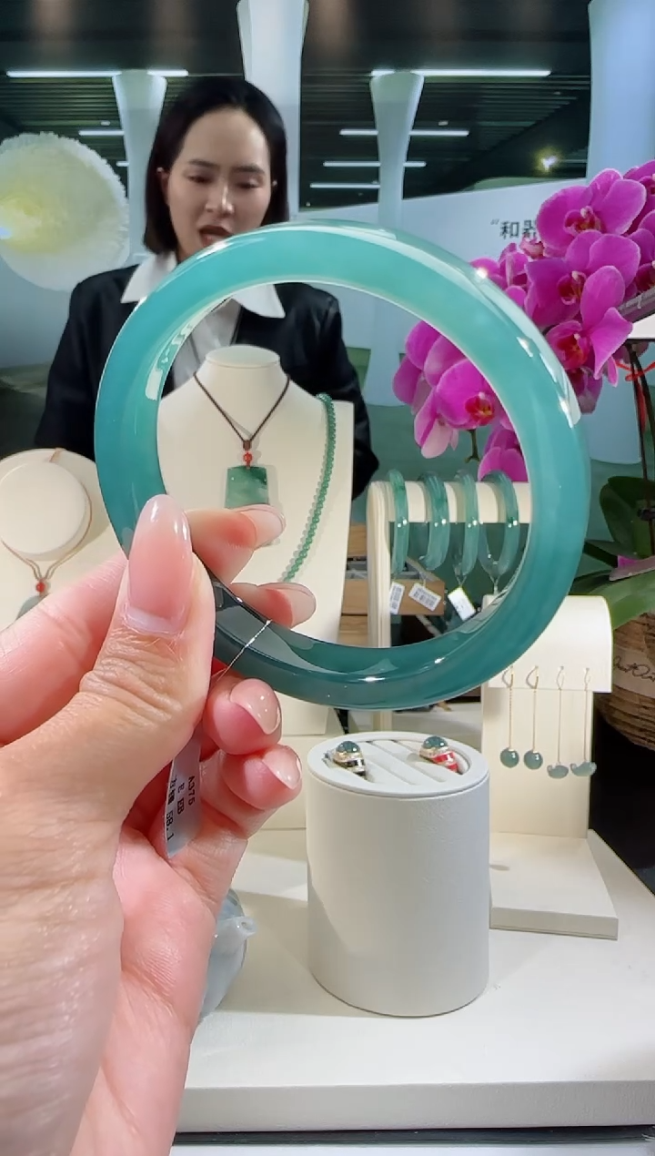 【闪购商品】翡翠手镯未镶嵌58圈