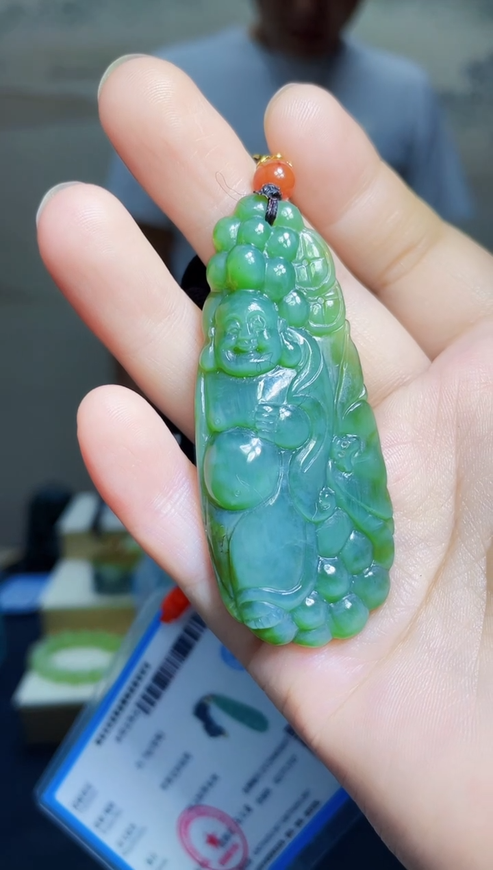 和田玉未镶嵌颈饰宇****?1