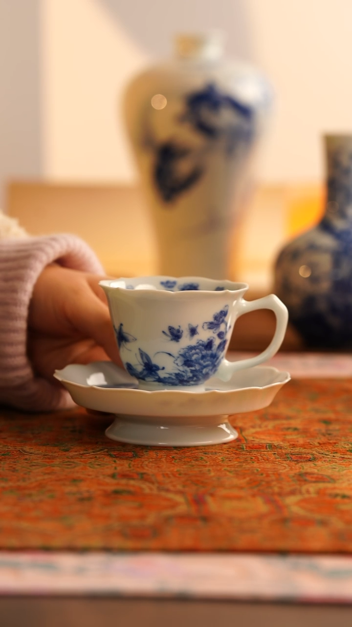 【闪购商品】望玉青花蝶恋花咖啡杯