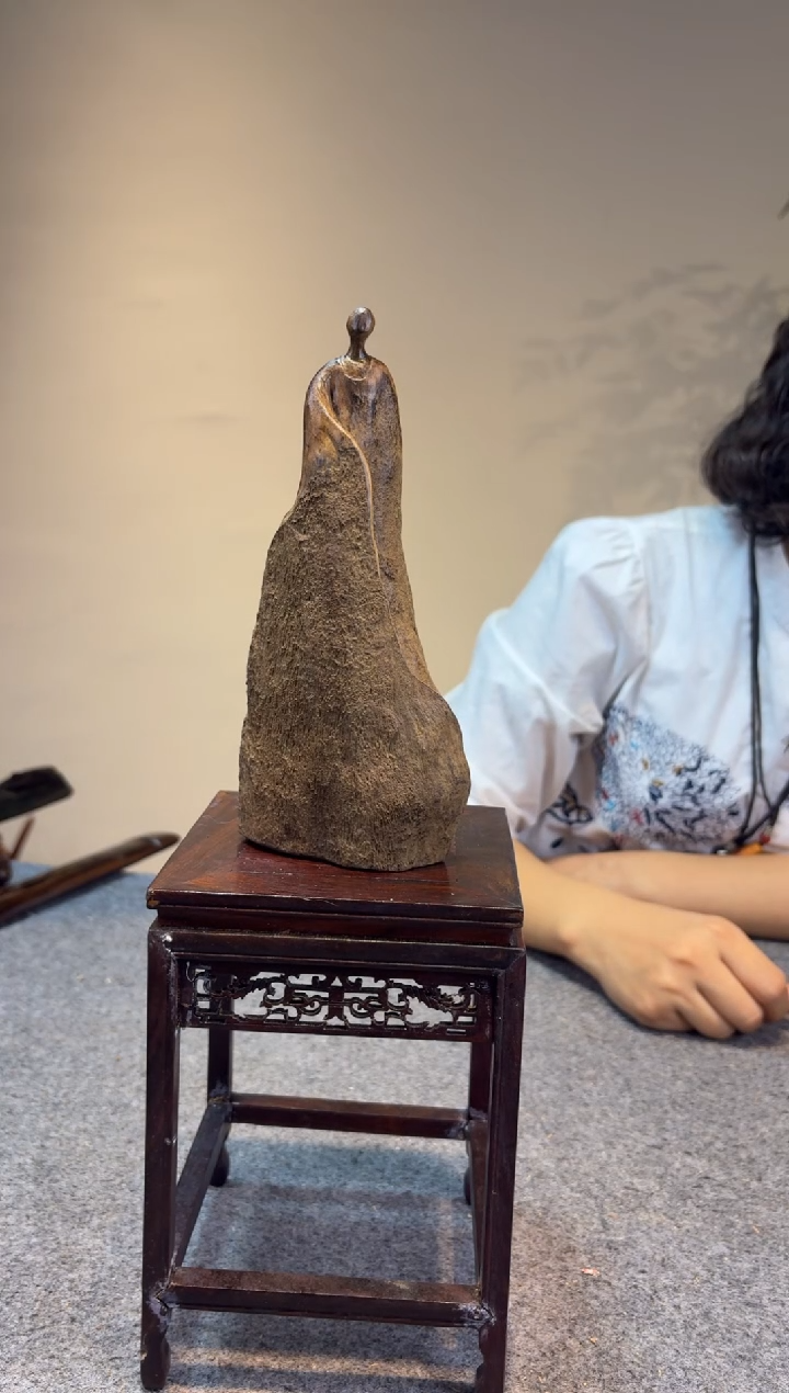 贡木子*贡木贡木贡木