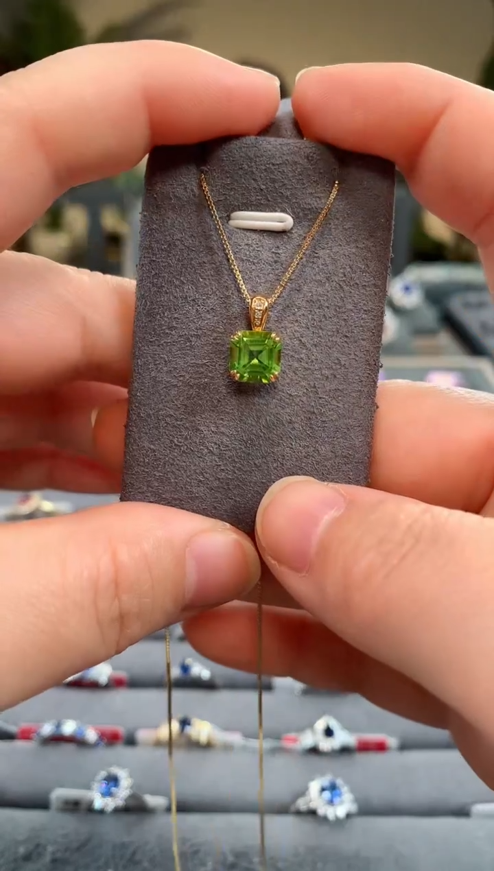 【闪购商品】橄榄石吊坠(不含链)18K金镶嵌橄榄石