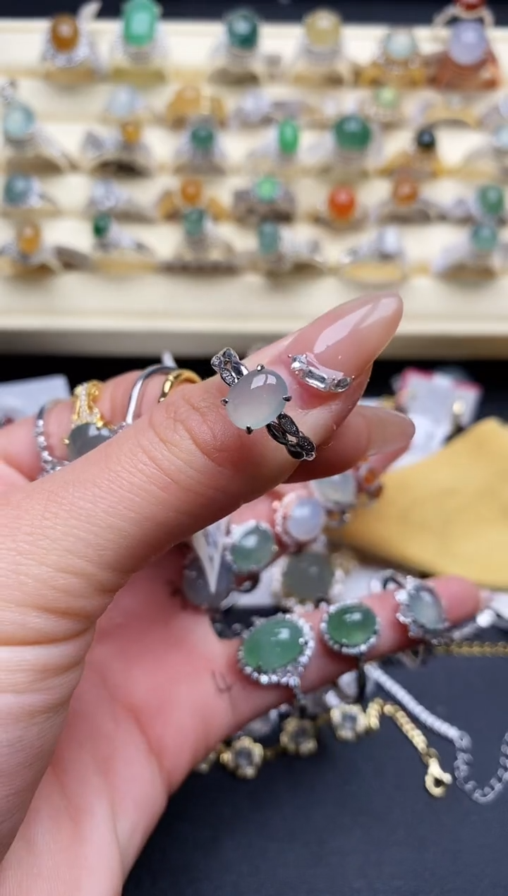 【闪购商品】翡翠戒指银S925镶嵌11111+9