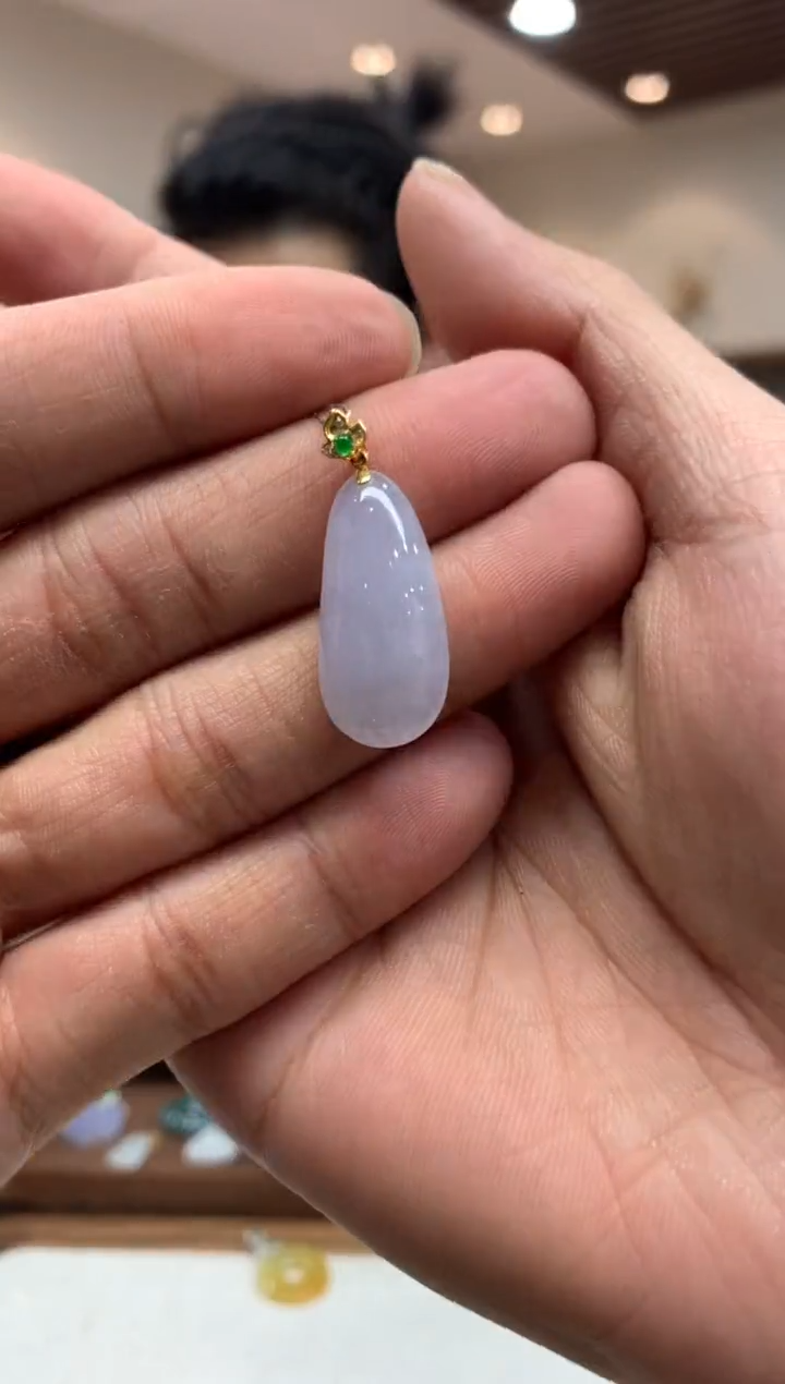【闪购商品】翡翠吊坠(不含链)18K金镶嵌福瓜