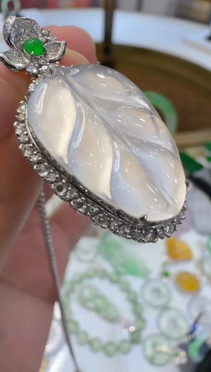 【闪购商品】翡翠吊坠(不含链)18K金镶嵌多样性团购发一件