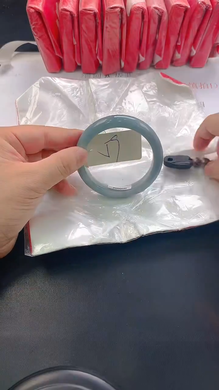 未镶嵌手镯翡翠21
