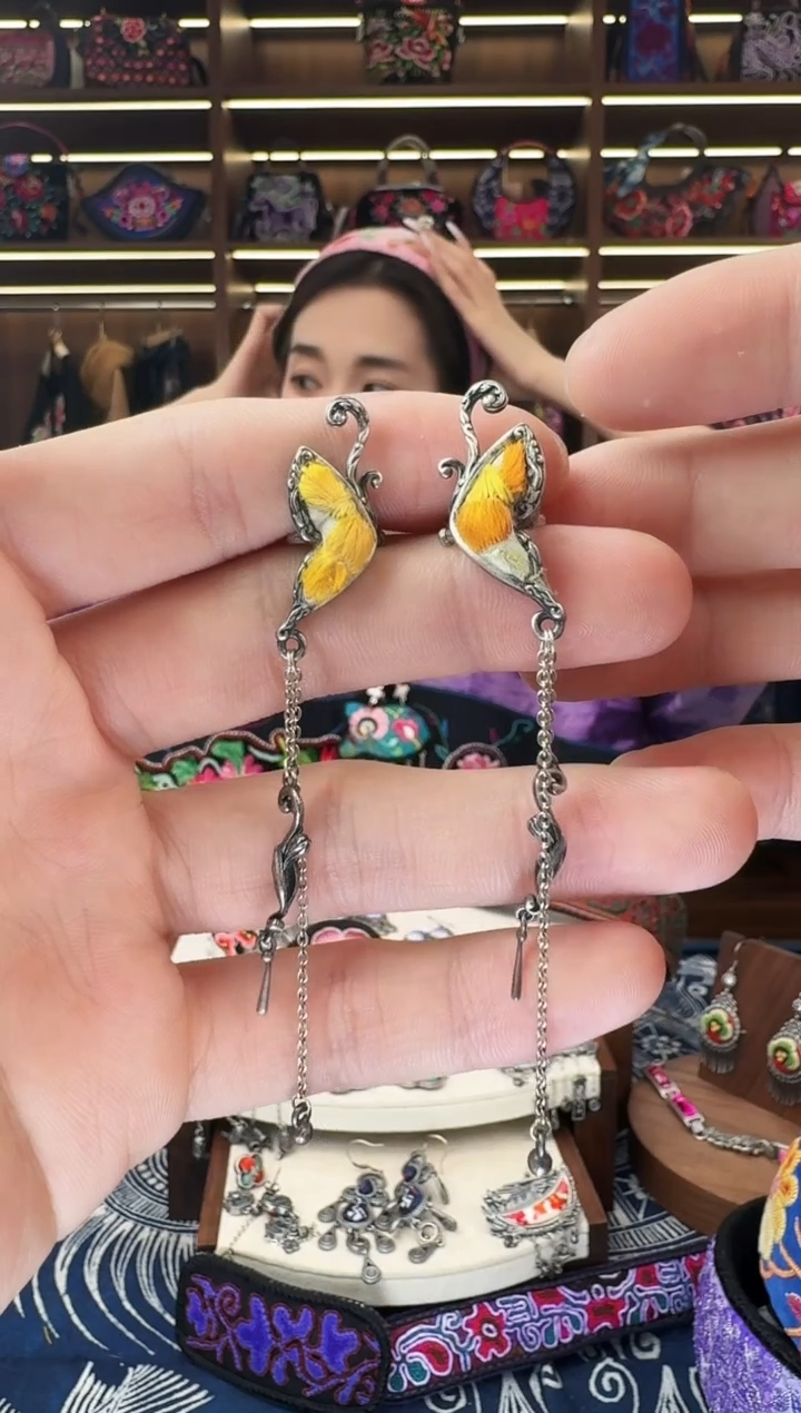 织绣511黔东南苗族刺绣