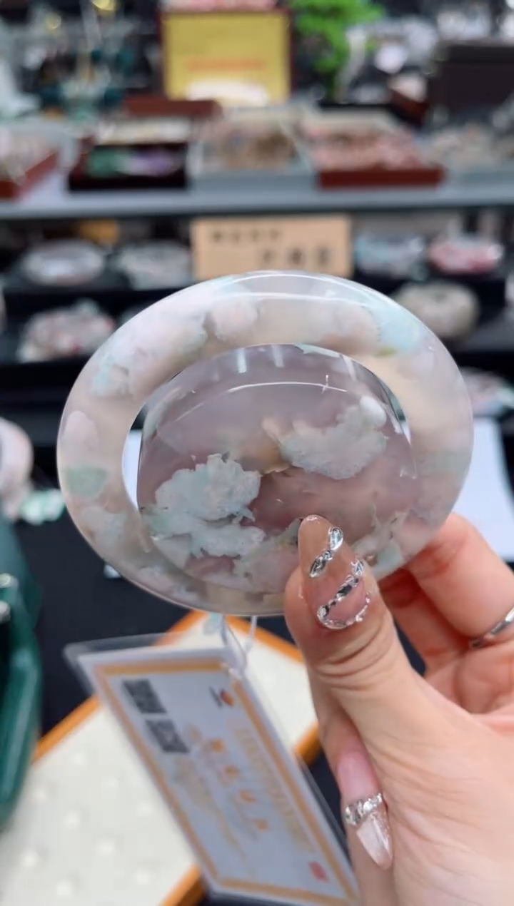 【闪购商品】石英质玉手镯未镶嵌55圈口（赠品镯心）S921113