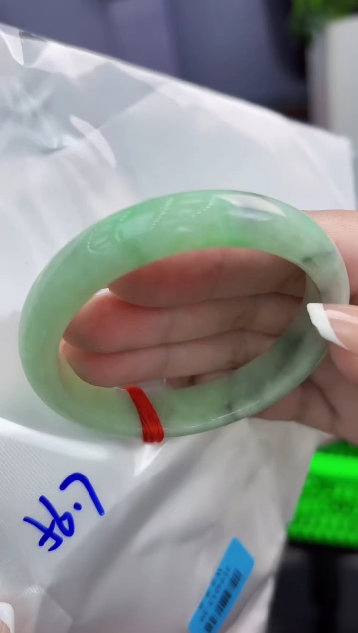 【闪购商品】翡翠手镯未镶嵌翡翠手镯