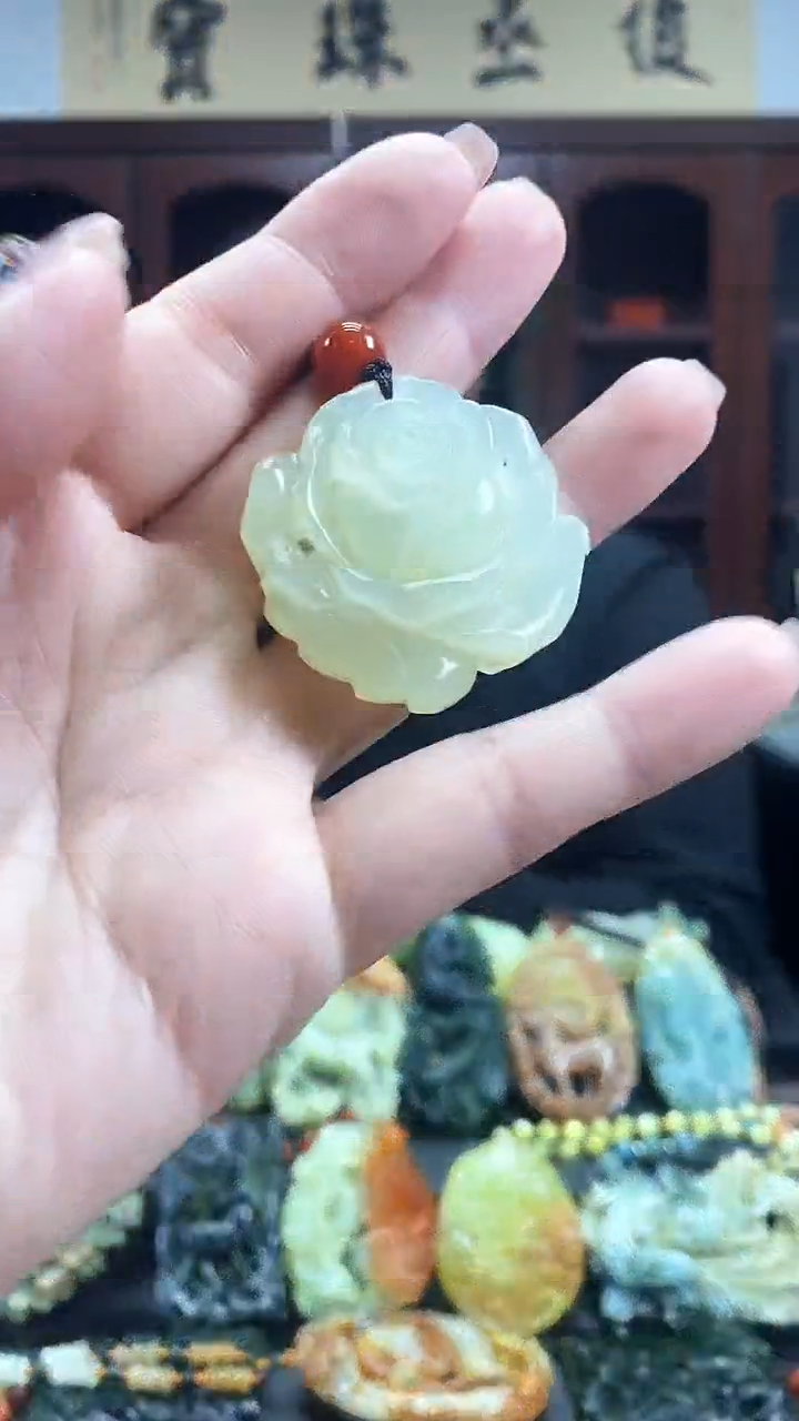 【闪购商品】蛇纹石玉吊坠·未镶嵌·