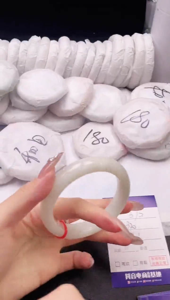 【闪购商品】和田玉手镯未镶嵌6K373-61