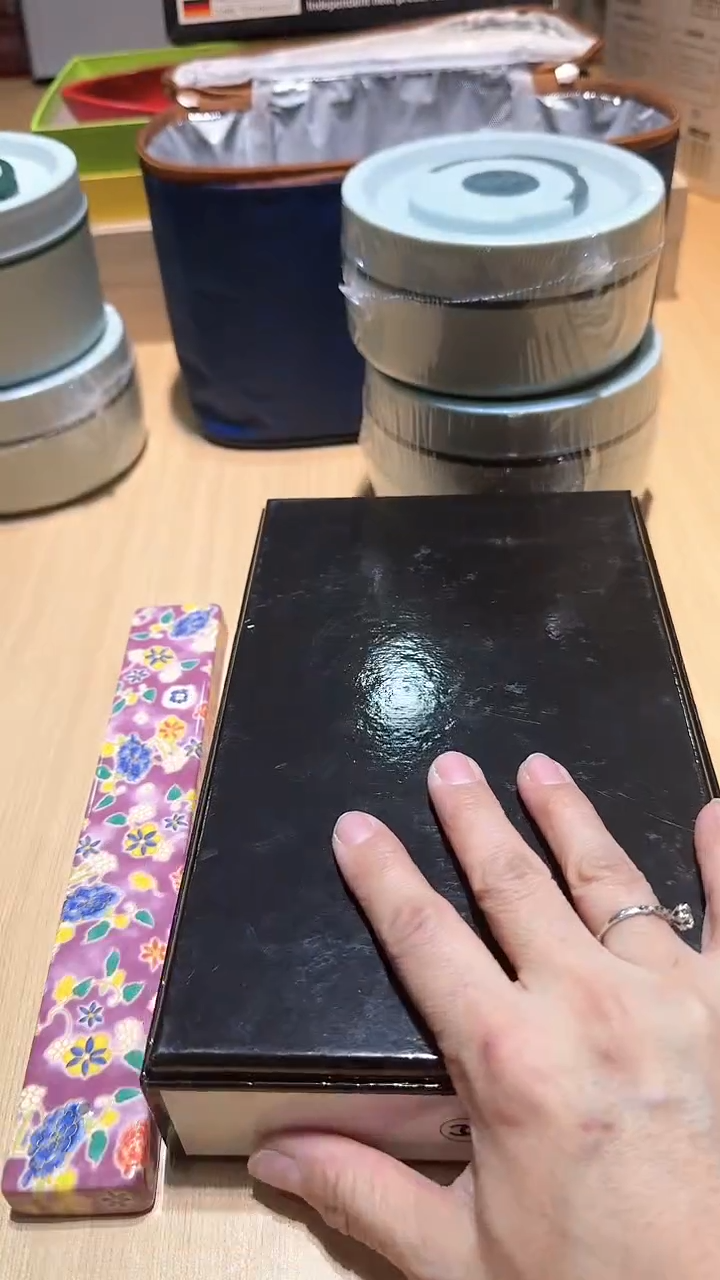 【闪购商品】瓷片锅碗瓢盆一件不剩