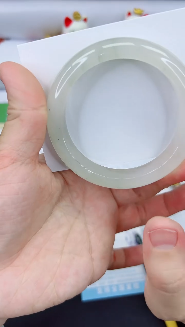 【闪购商品】石英质玉手镯未镶嵌2497-58.7