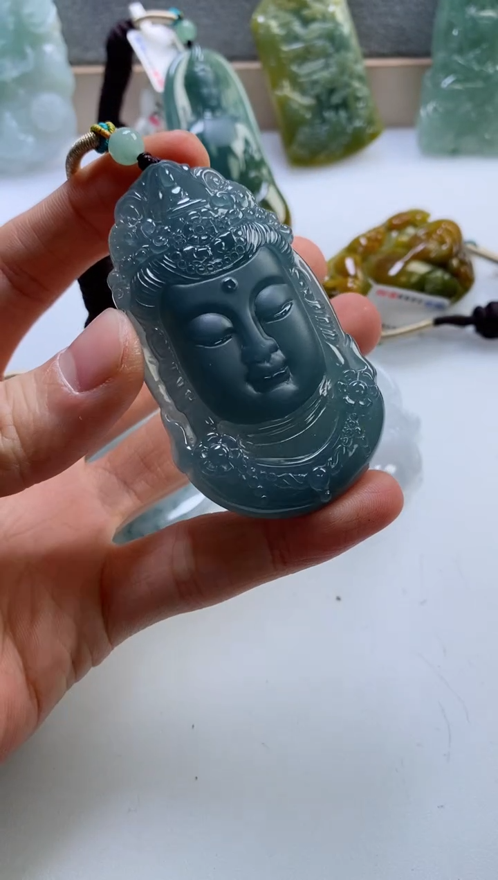 【闪购商品】翡翠挂件未镶嵌             