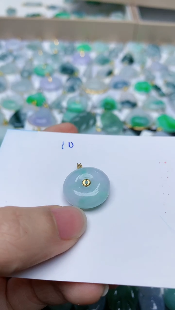 【闪购商品】翡翠颈饰18K金镶嵌天然翡翠A货    10