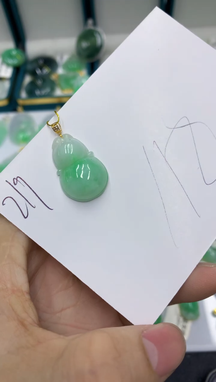 【闪购商品】翡翠颈饰18K金镶嵌1111111111