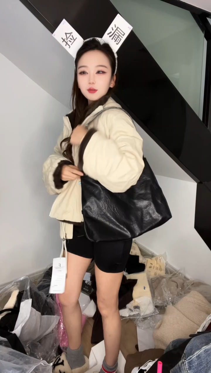 特价清仓孤品直播间为主