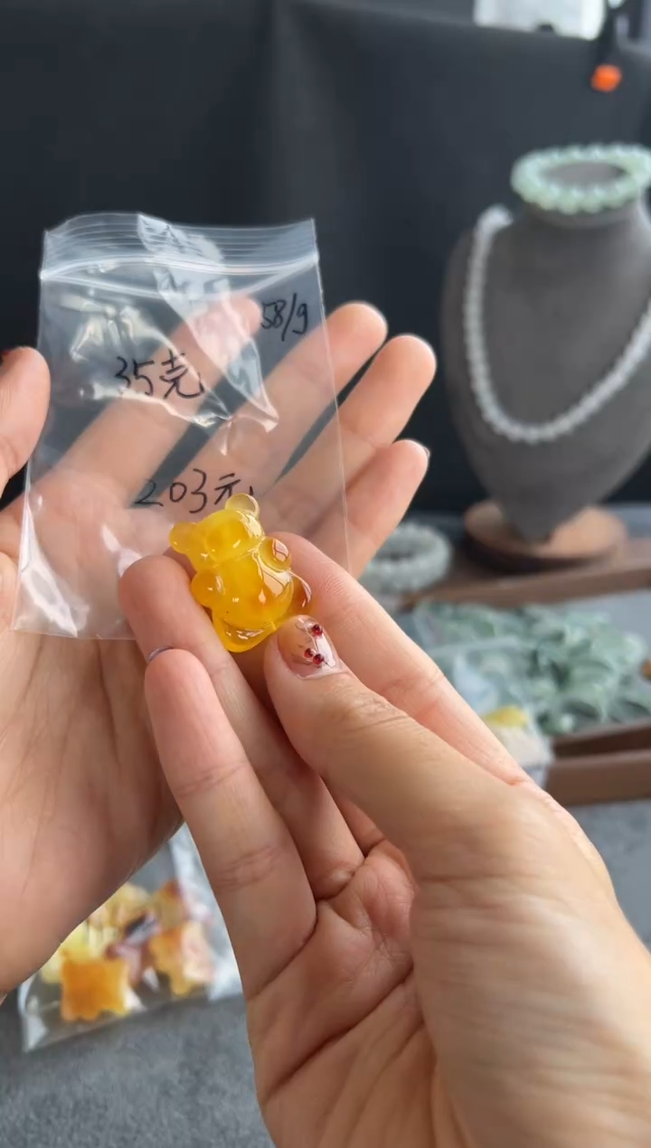 蜜蜡颈饰未镶嵌309买断